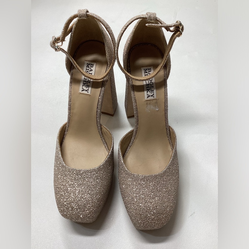 Badgley Mischka Jayda Ankle‎ Strap Platform Pumps - Picture 15 of 15